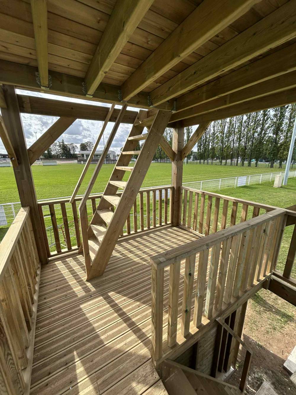escalier en bois près d'Evreux
